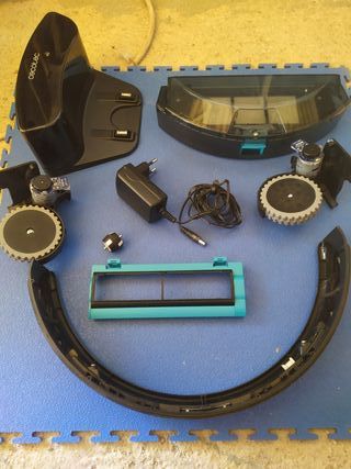 Recambios Cecotec conga 990 1090 1290 1390 de segunda mano en Bellavista en  WALLAPOP