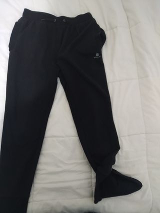 Pantalón chandal Domyos negro de segunda mano por 5 EUR en Palencia en  WALLAPOP
