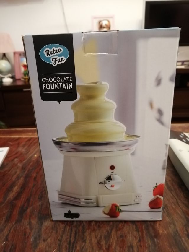 Fuente de chocolate vintage retro