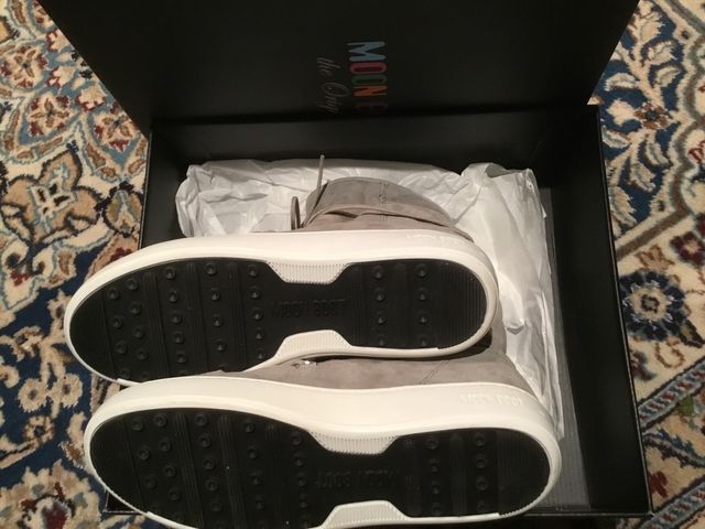 Botas Moon Boot , nuevas piel y pelo