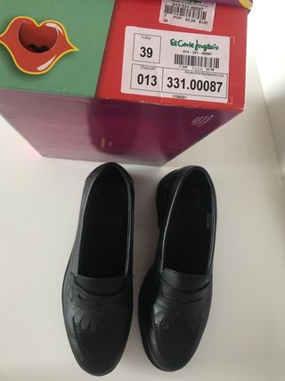 Zapatos Paola de Pablosky de segunda mano por 40 EUR en Madrid en WALLAPOP