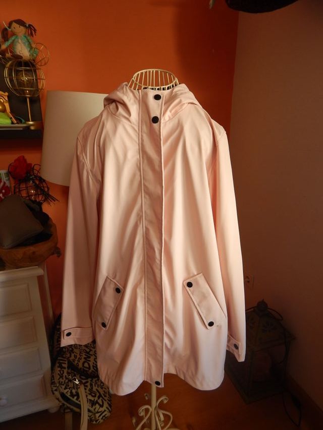 Chubasquero rosa palo