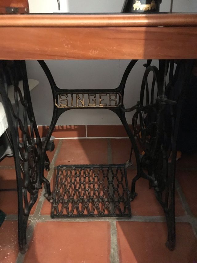 Maquina SINGER para coser 1923