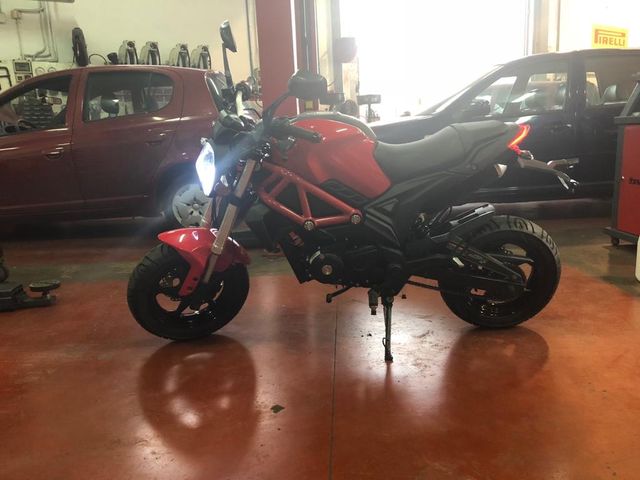 Moto Hobby 125 replica Ducati monster