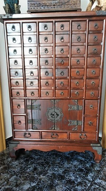 Mueble cajonera herbolario chino de segunda mano por 700 β¬ en Piera en