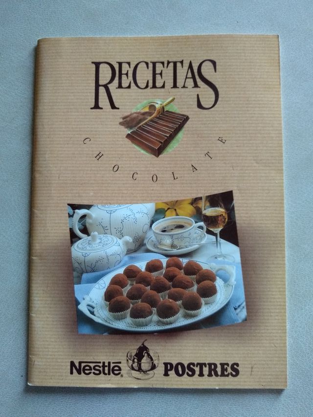 RECETAS CHOCOLATE. NESTLÉ. POSTRES.