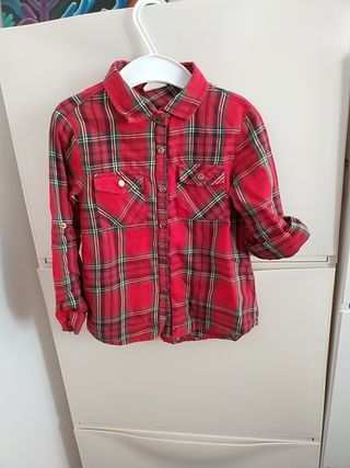 Camisa Zara Girls 3 años de segunda mano por 5 € en San Camisa de cuadros niña ZARA GIRLS de segunda mano por 5 € en