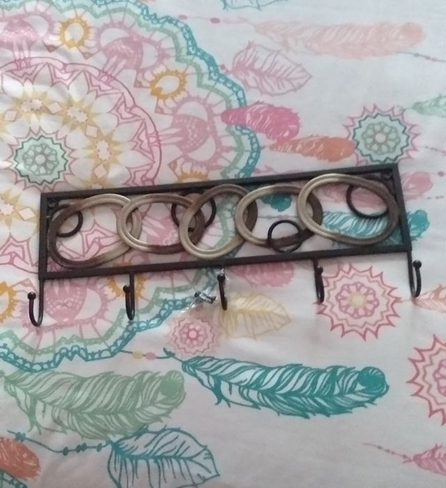 Percha de hierro forjado