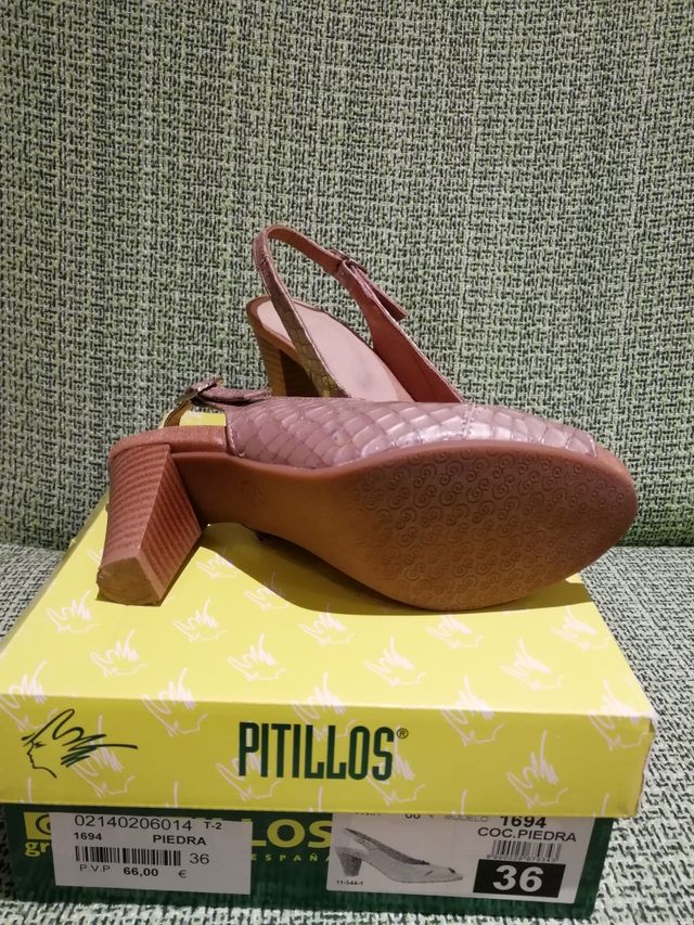 Zapatos PITILLO. Prácticamente  nuevos