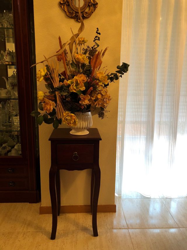 Centro de flores de tela ,