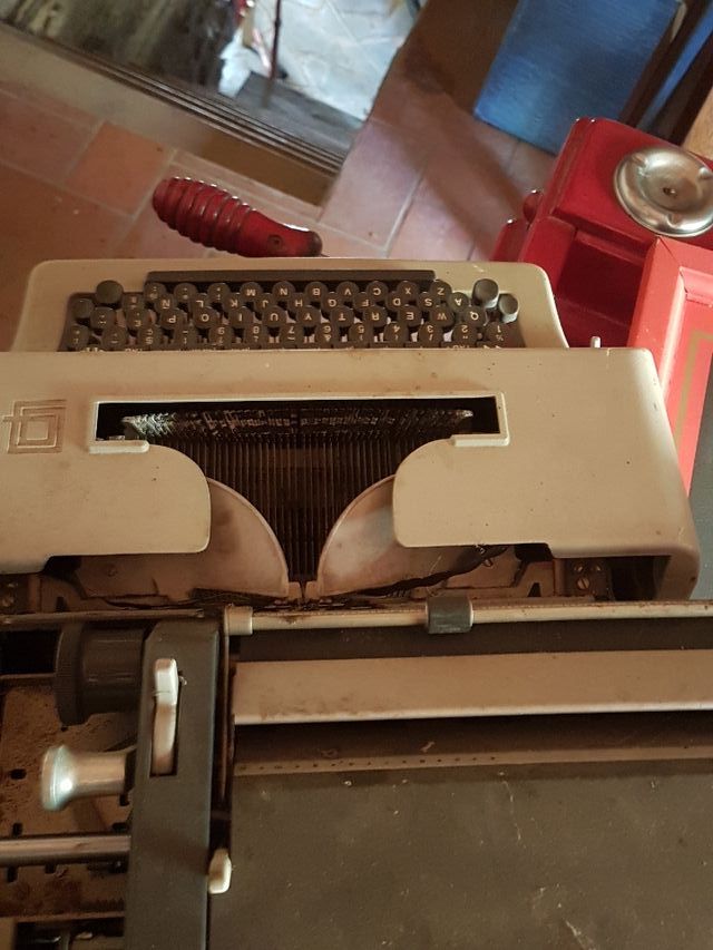 olivetti linea 90 maquina escriure
