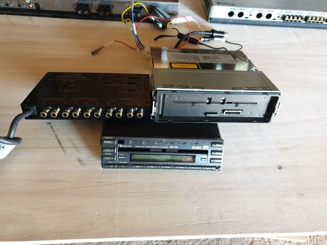 radio cd nakamichi MB100