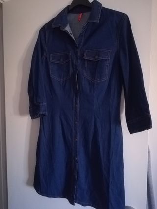 Vestido vaquero stradivarius de segunda mano por 8 EUR en Granada en  WALLAPOP