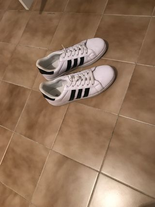 marca de zapatos adidas