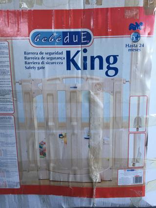 Barrera de seguridad color blanco Chicco Nightlight para puertas o pasillos