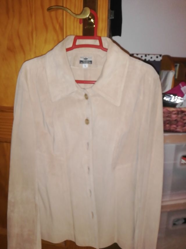 camicia/giacca scamosciata beige usata una volta