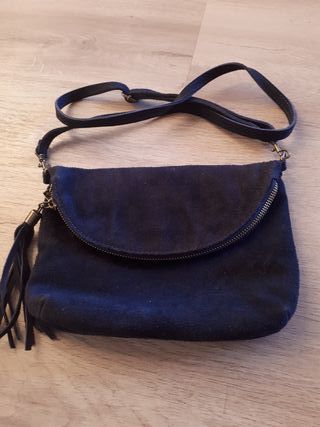 Bolso ante azul marino 18x20 cm de segunda mano por 11 EUR en Caldes  d\\'Estrac en WALLAPOP
