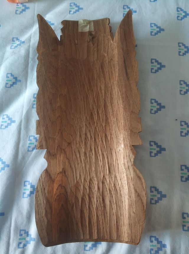 Mascara africana madera