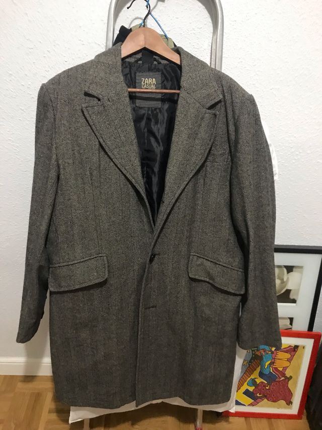 Abrigo caballero Zara.