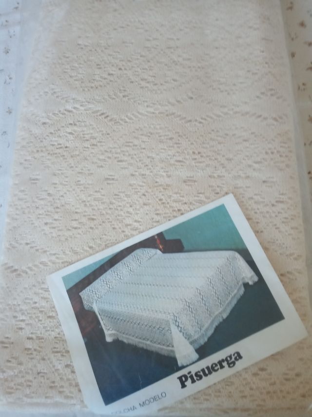 colcha sin estrenar cama 135cms