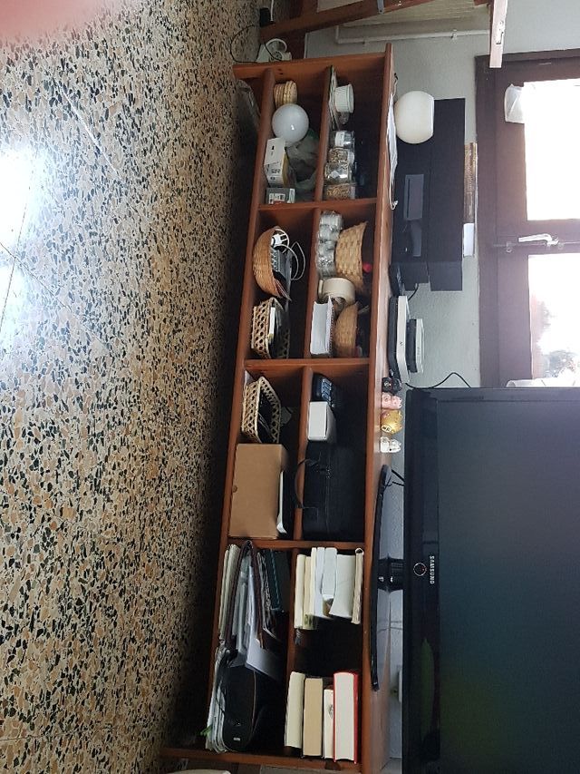 Mueble madera maciza de segunda mano por 95 € en Sant Boi de Llobregat