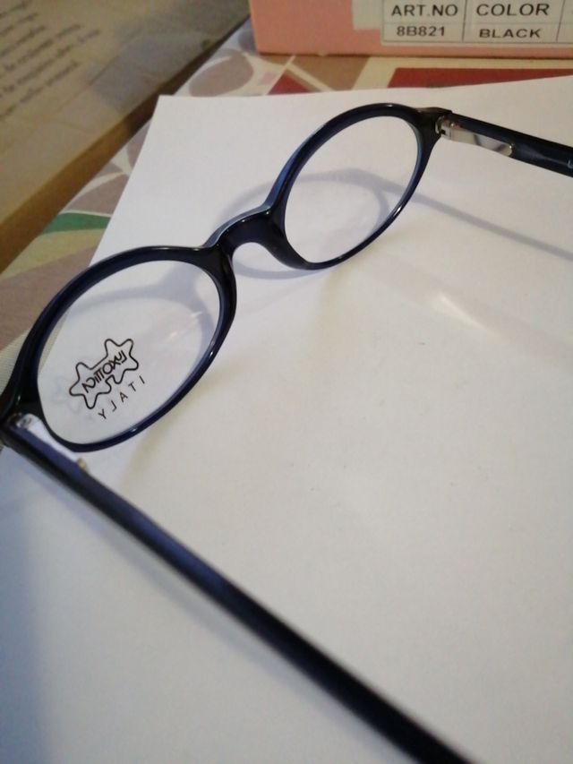 monturas luxottica Italia 