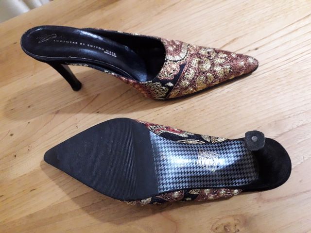 ZAPATOS ( MULE) DE FIESTA CON REGALO  DE BOLSO