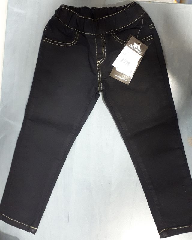 Vaqueros niña 2/3 años nuevos