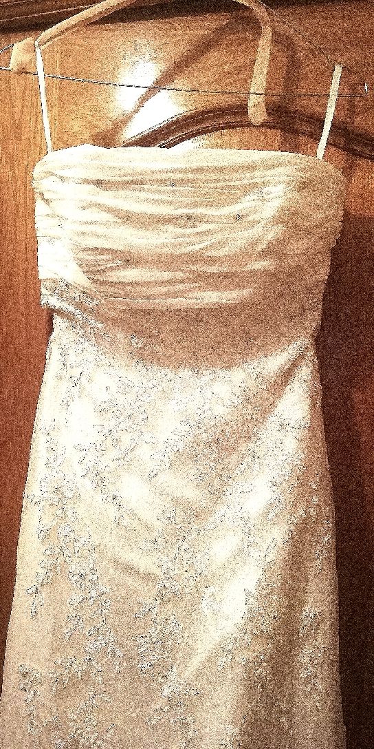 Vestido encaje y cristales