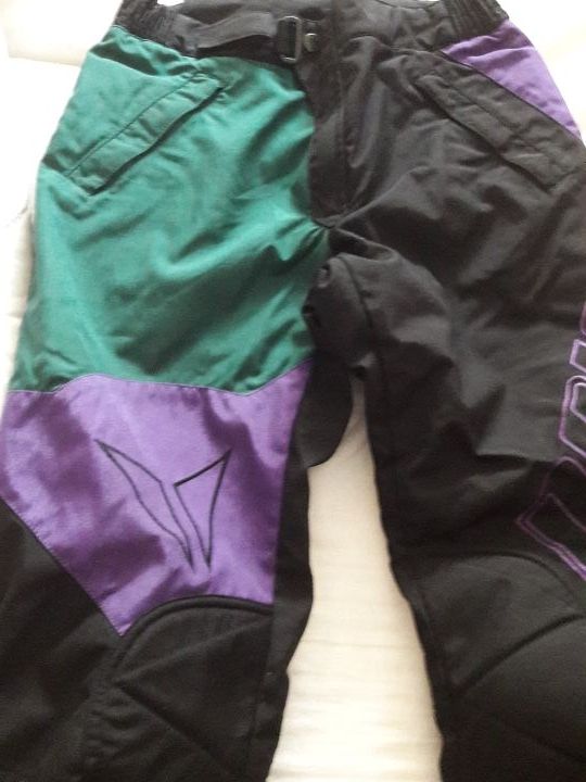 vendo traje de cordura daineses talla 48