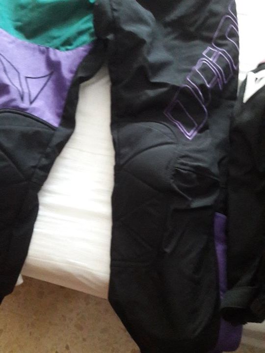 vendo traje de cordura daineses talla 48