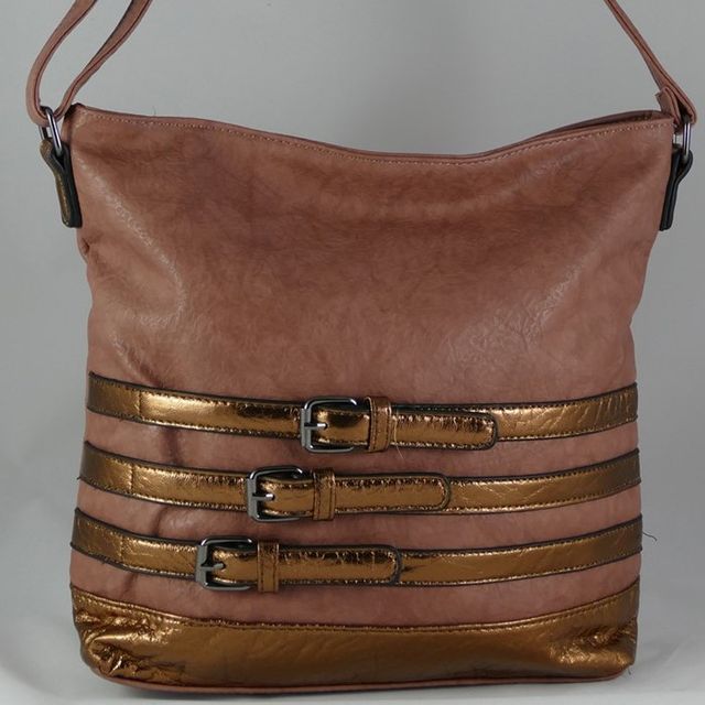 Bolso color nude con cinturones metalizados. NUEVO