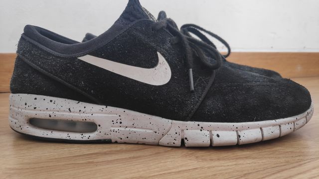 Ilegible Nuestra compañía Mantenimiento Nike SB Stefan Janoski MAX - Talla 44 de segunda mano por 15 € en Barcelona en WALLAPOP Ilegible Nuestra compañía Mantenimiento Nike SB Stefan Janoski MAX - Talla 44 de segunda mano por 15 € en Barcelona en WALLAPOP