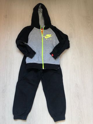 chandal nike niña 4 años