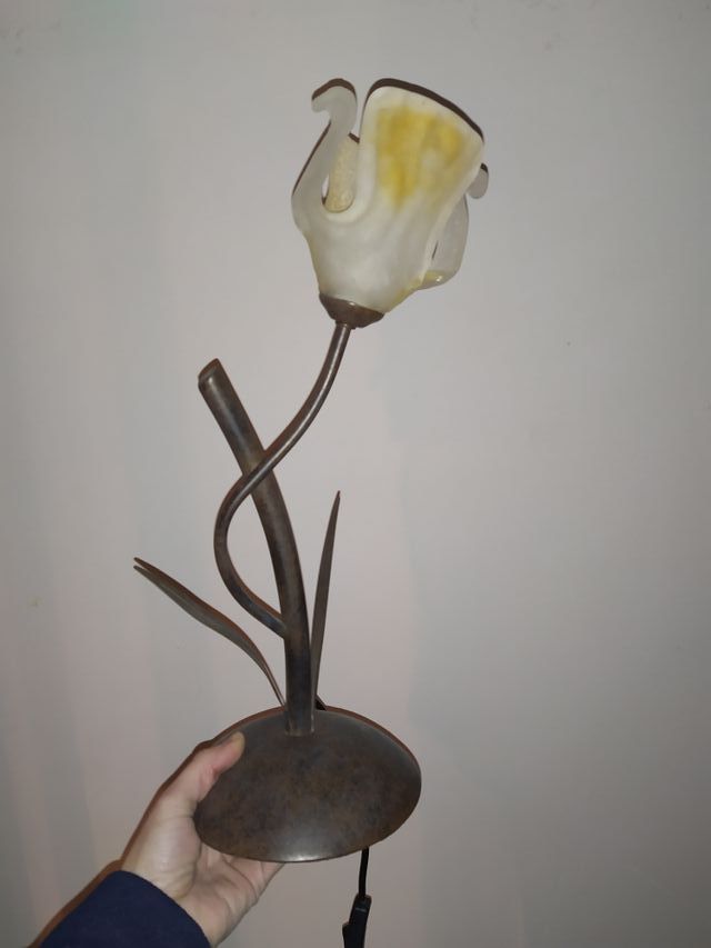 Conjunto lampara de techo y lámparas mesita