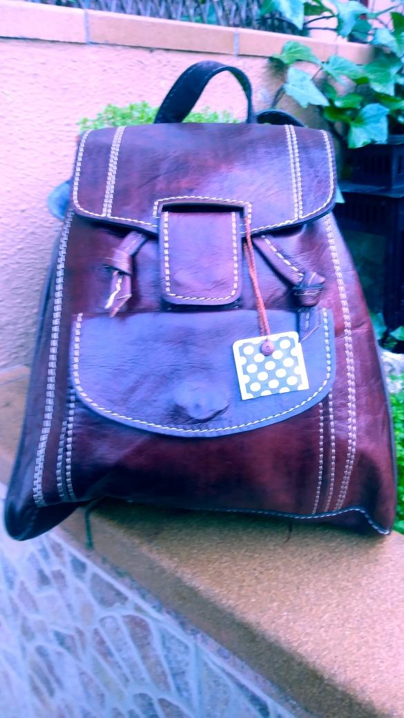 Mochila Mediana cierre de Imán