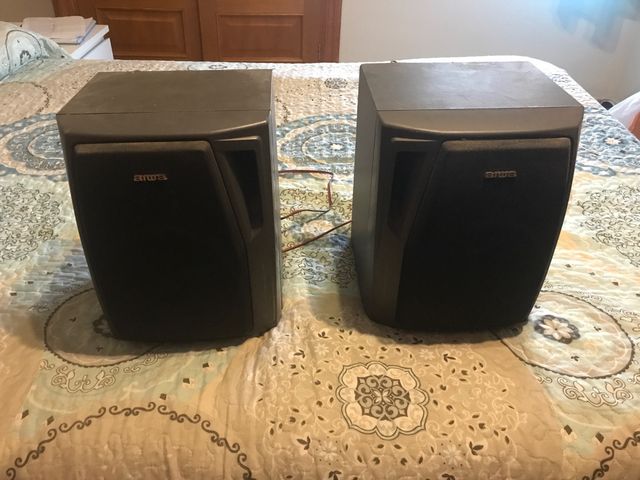 Altavoces Aiwa