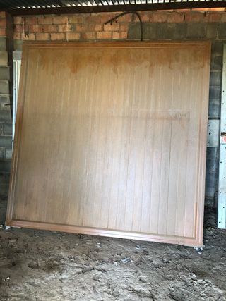 LIQUIDACIÓN DE PUERTAS DE GARAJE de segunda mano en Zafra en WALLAPOP