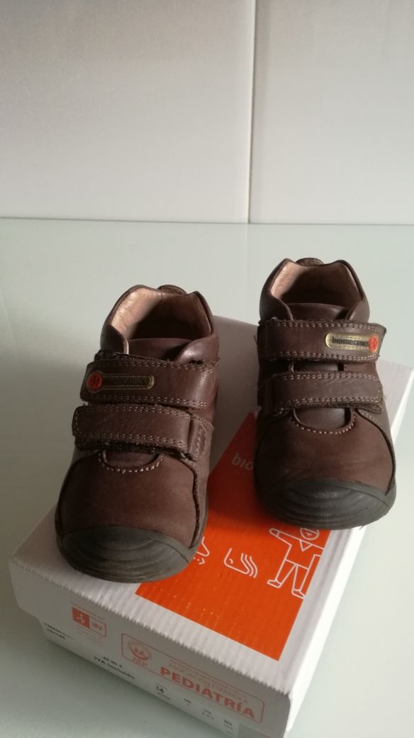 Zapatos biomecanics niño talla 24