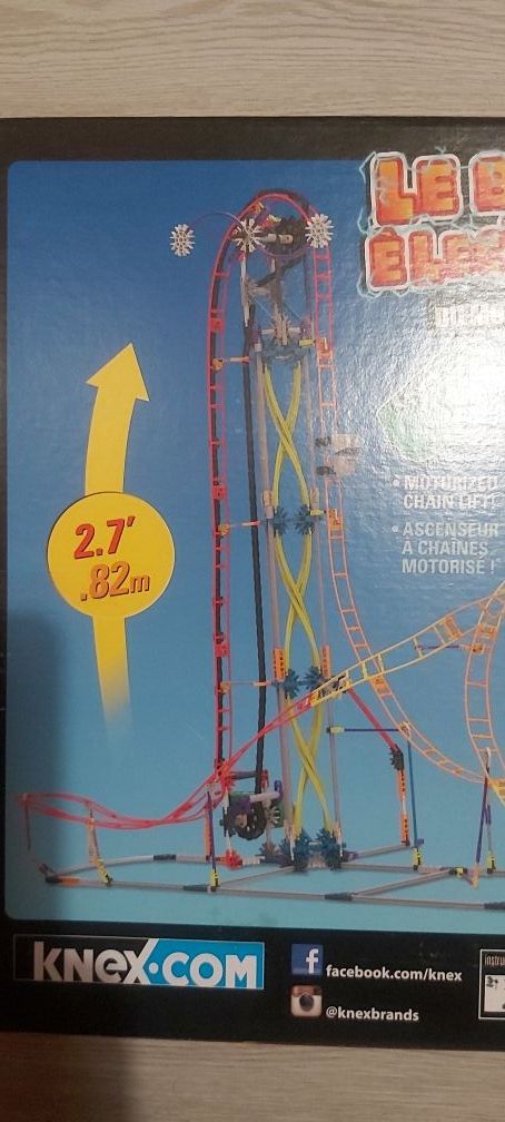 KNEX montaña rusa