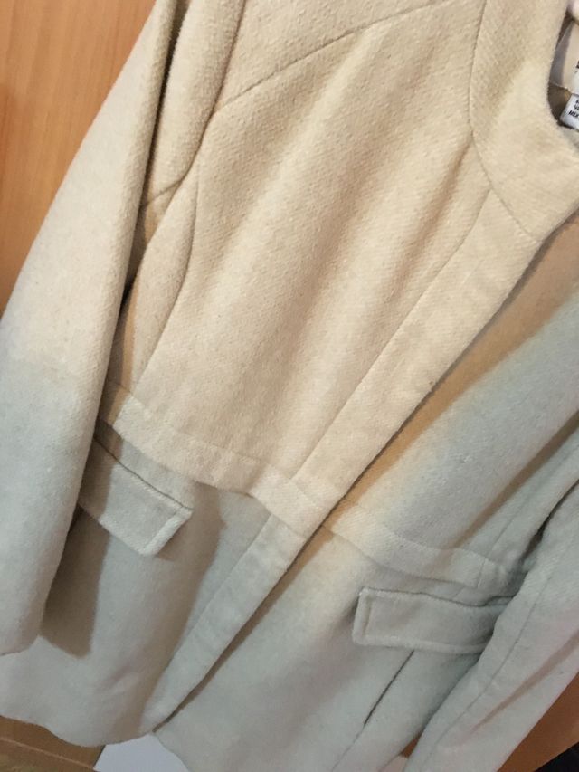 Abrigo Stradivarius mujer