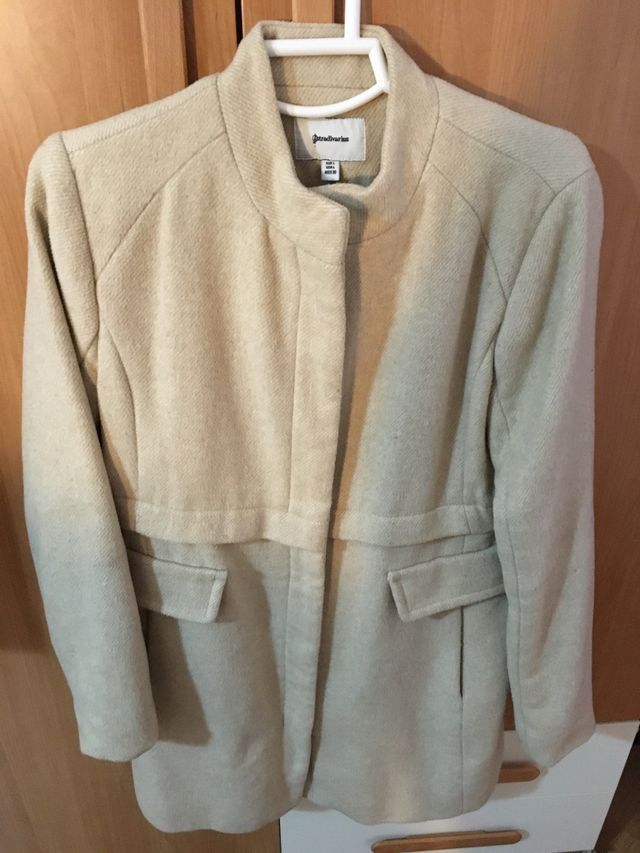 Abrigo Stradivarius mujer