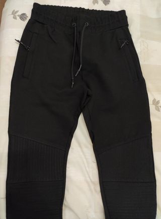 PANTALÓN NEGRO HOMBRE ZARA de segunda mano por 10 EUR en L\\'Eliana en  WALLAPOP