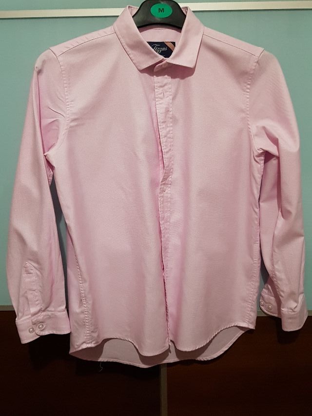 Camisa rosa de Tizas