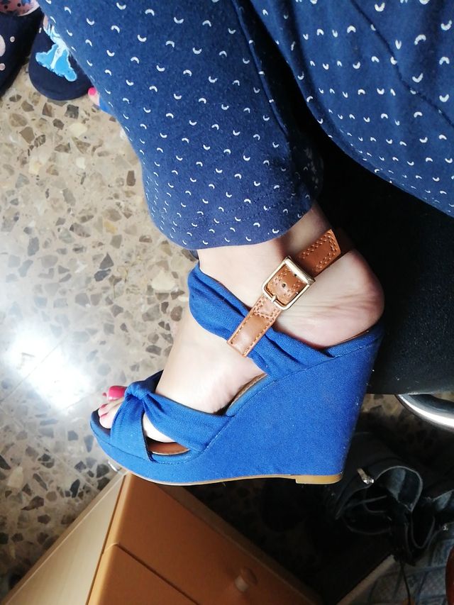 sandalias con cuña