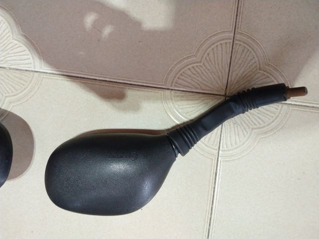 Dos retrovisores izquierdo y derecho por 10€