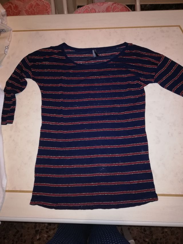 camiseta tres cuartos a rayas