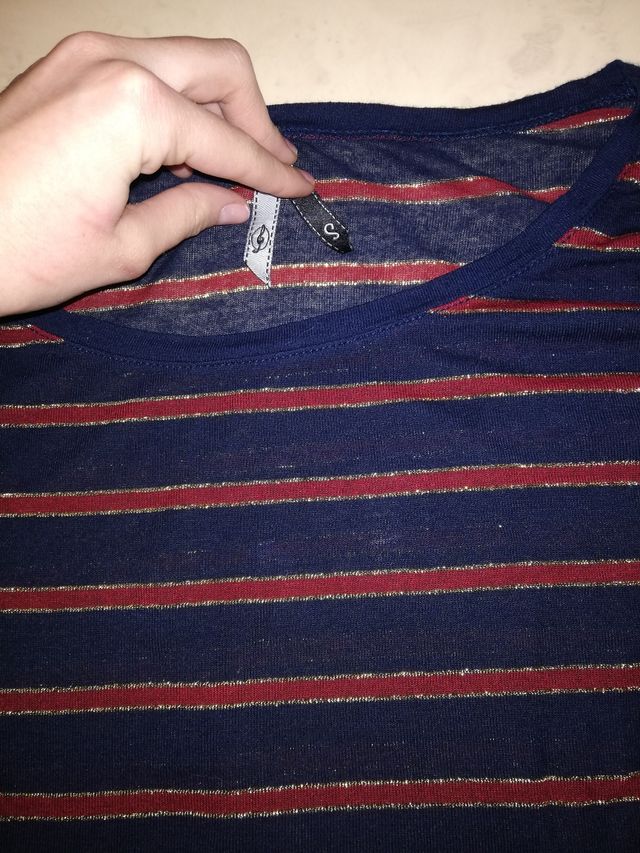 camiseta tres cuartos a rayas