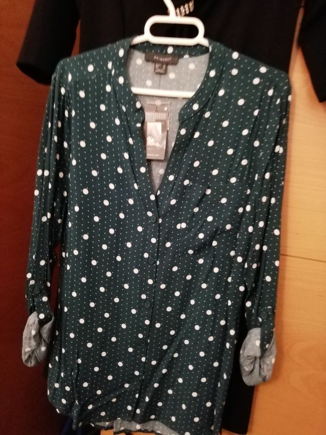 camisa nueva con etiqueta