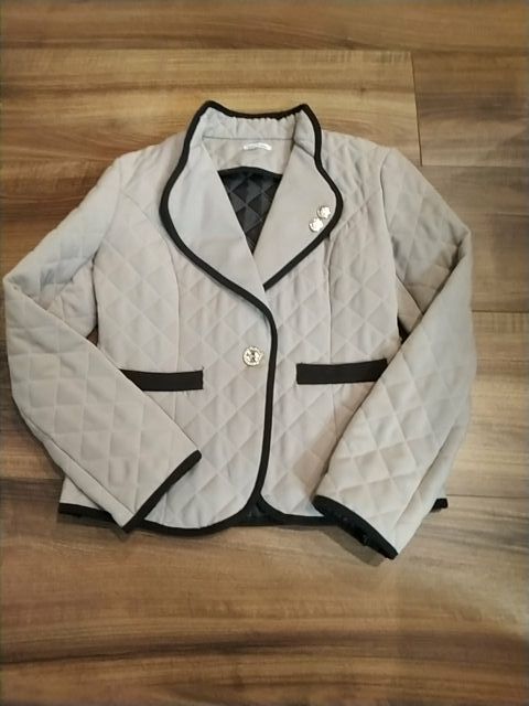 americana tostada y marrón